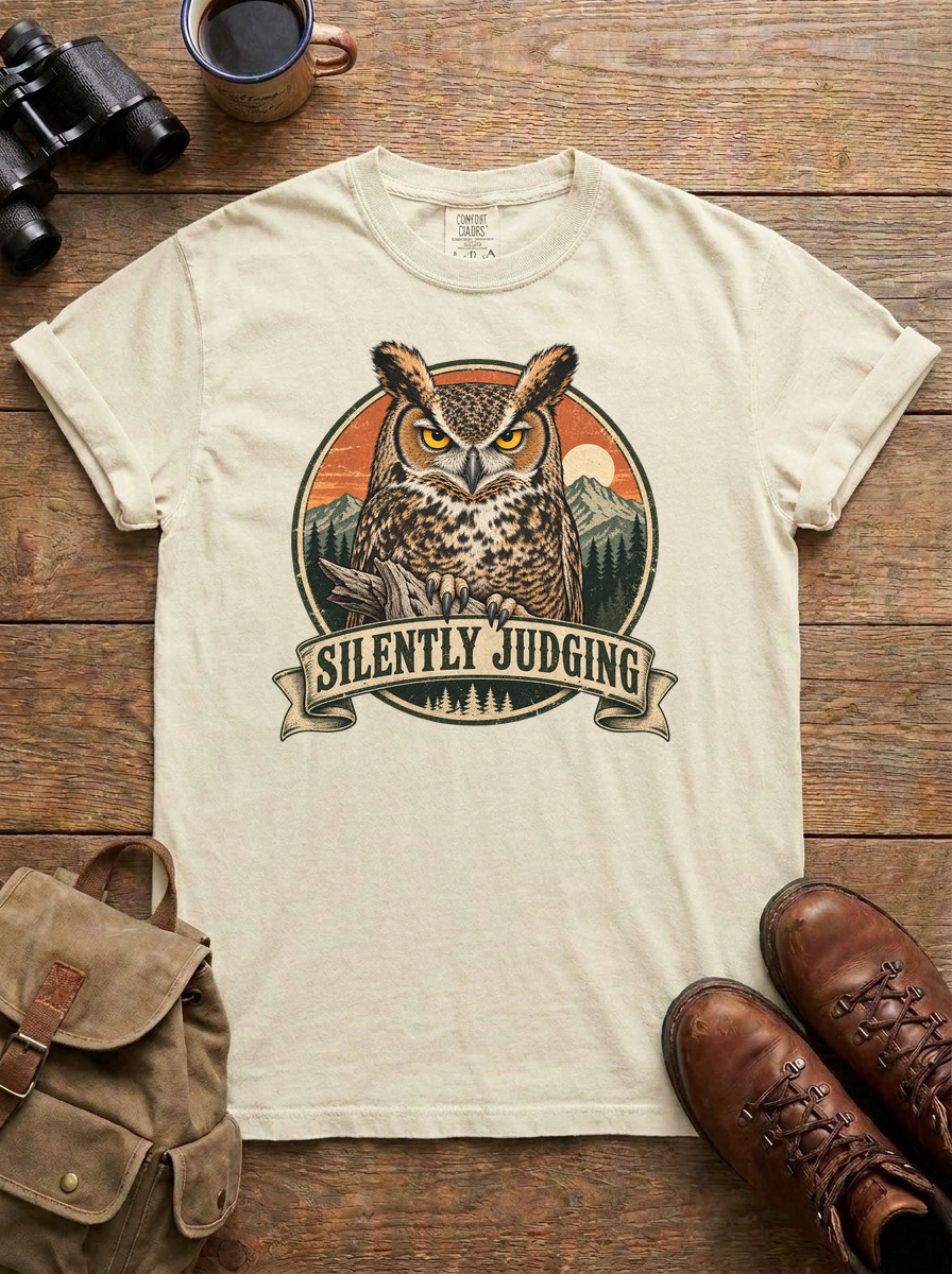 Silently Judging Tee, Ivory